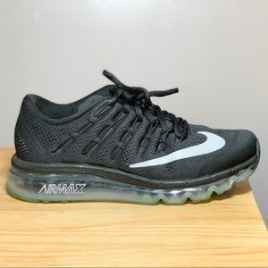 Nike air max black shoes - look like new with box